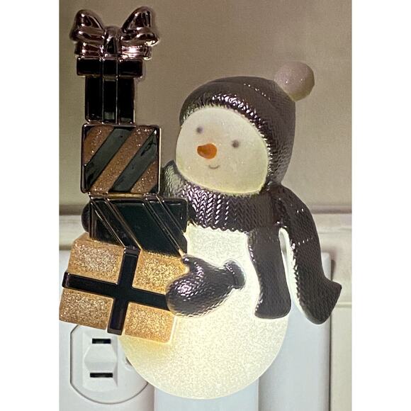 NEW HOLIDAY 2022 Bath & Body Works SILVER SNOWMAN WALLFLOWER PLUG IN - Picture 2 of 5